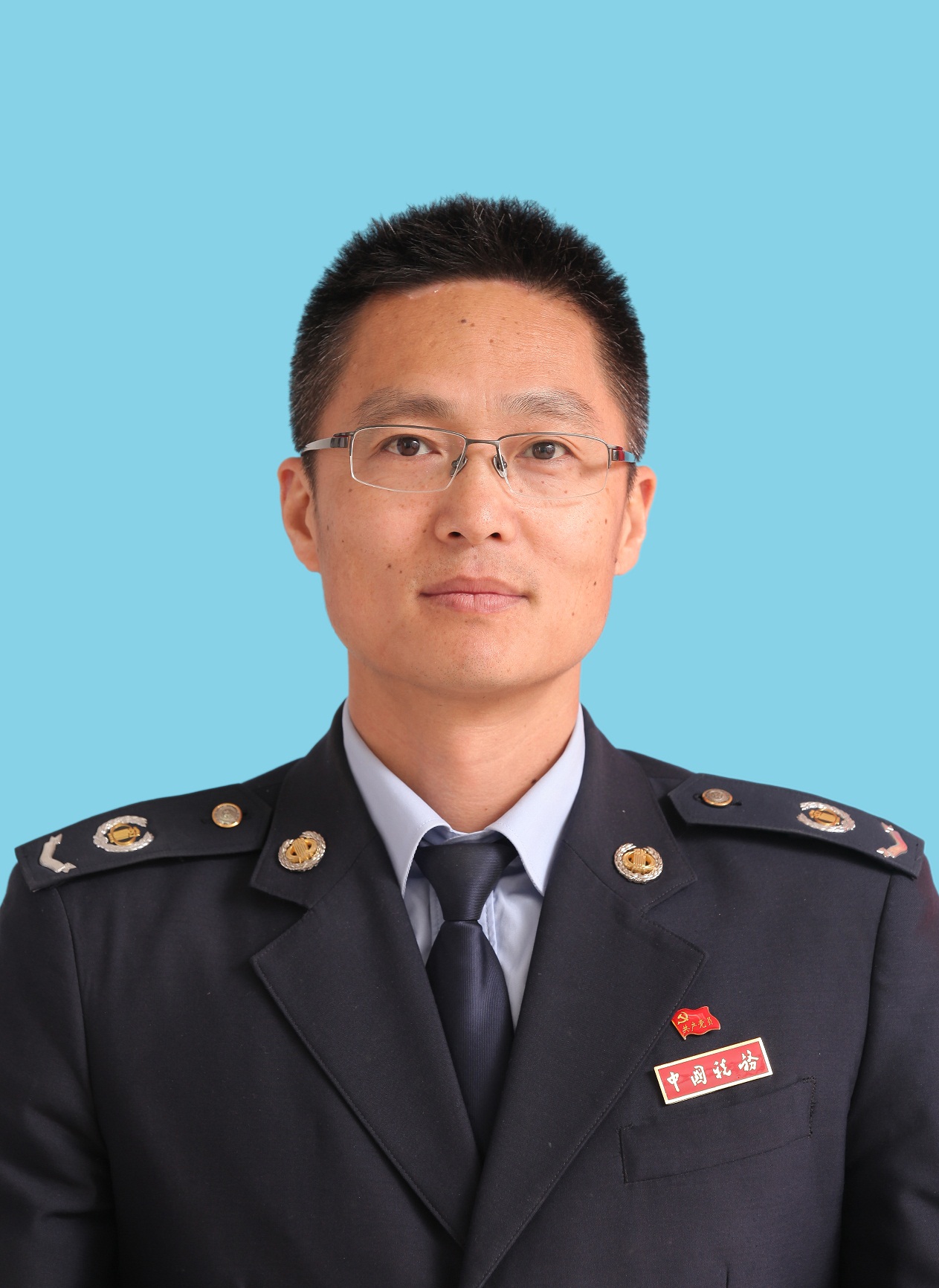 王东岳